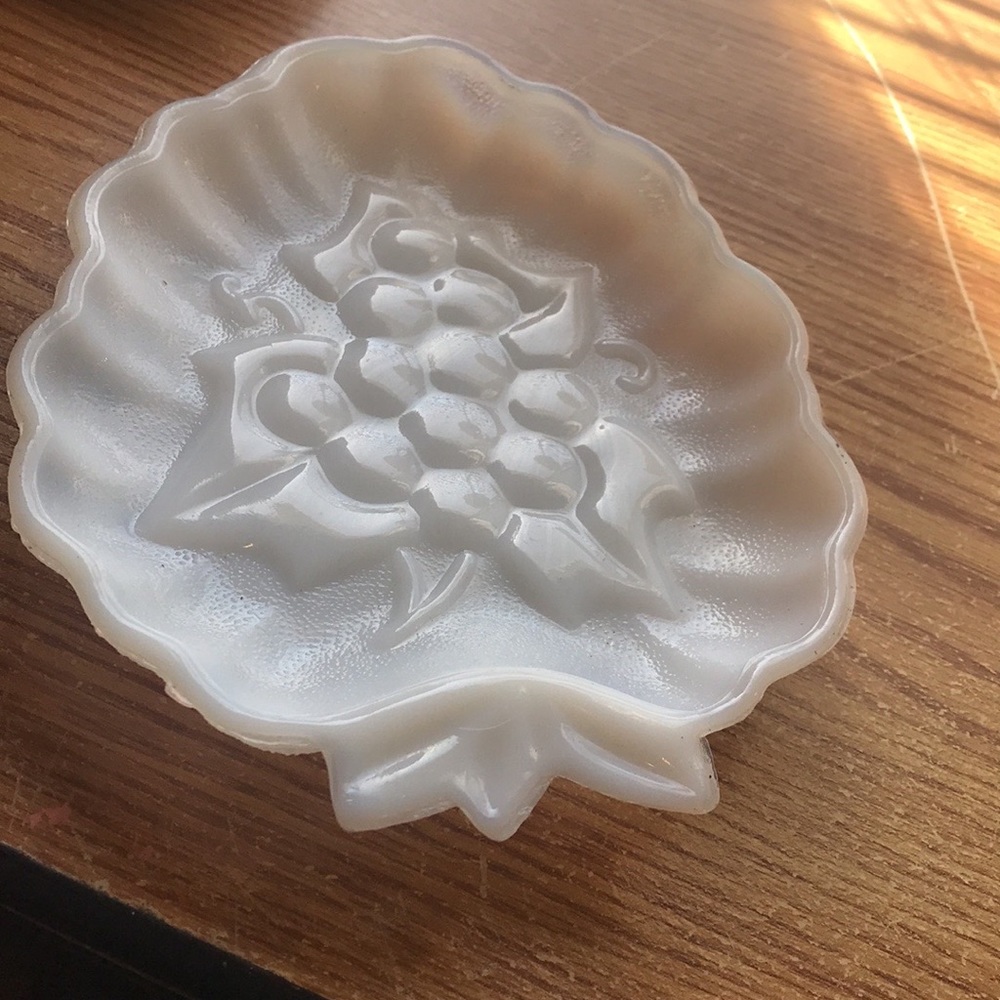 Vintage Hazel Atlas White milk glass grape motif dish 6 1/2 x 7 1/2